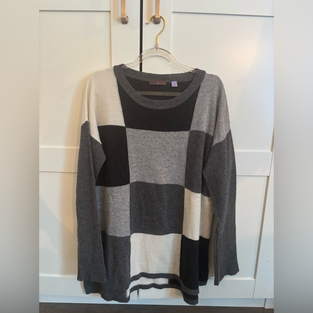 Cullen Cashmere Crewneck Sweatwr Color Block Neutral Black, Gray, White Classic